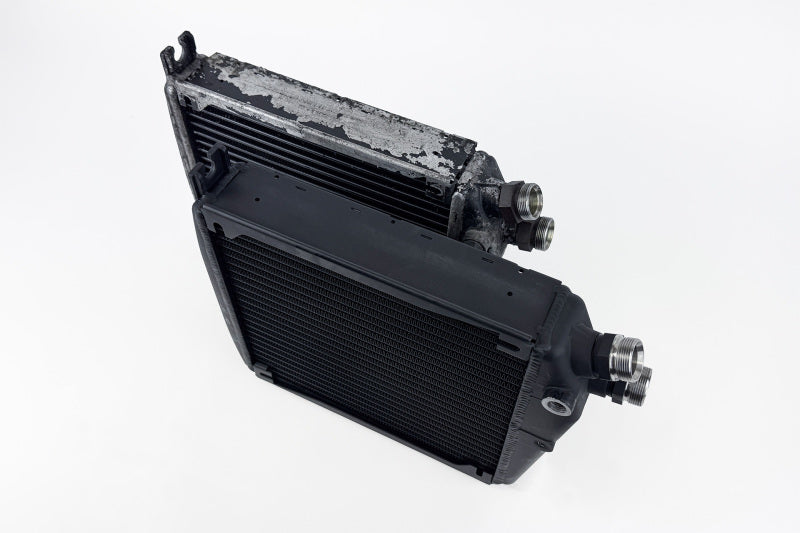 CSF Porsche 964/993 OEM+ Performance Fender Oil Cooler - 8334