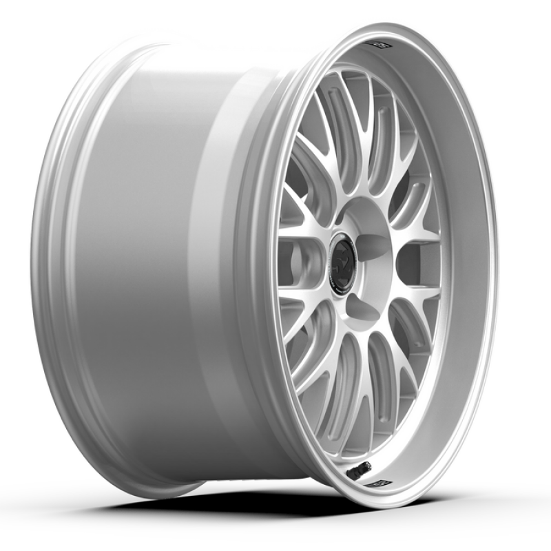 fifteen52 Holeshot RSR 20x11 5x120 43mm ET 72.56mm Center Bore Radiant Silver - RSHRS-21152+43