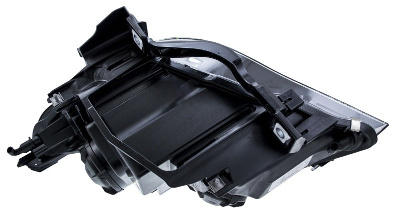 Hella 2004-2007 BMW 525i Halogen Headlight Assembly - 008673121