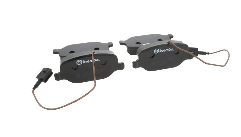 Brembo 15-20 Alfa Romeo 4C Rear Low-Met Brake Pad - P23166