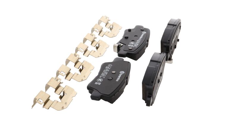 Brembo OE 21-22 Hyundai Accent/19-24 Nexo/2016 Sonata/2019 Sonata PRIME Low-Met Brake Pad - Rear - P30103