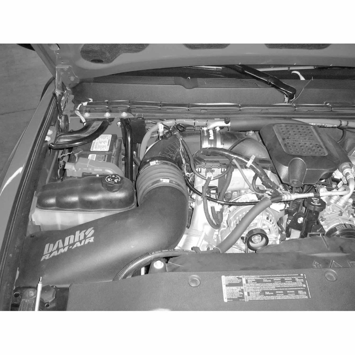 Banks Power 07-10 Chevy 6.6L LMM Ram-Air Intake System - Dry Filter - 42172-D