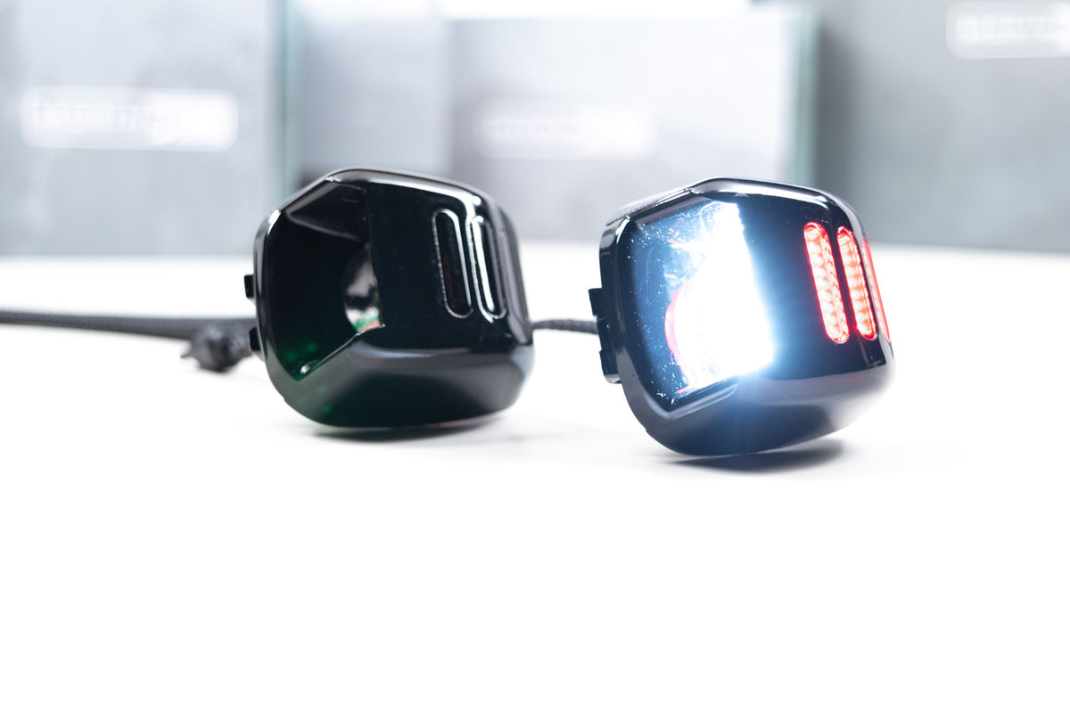 Morimoto - XB LED License Plate Lights: Frontier/Titan/Xterra (07+ / Set / w/Red) - LF7806-RED