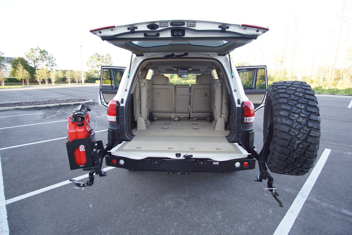 Dobinsons Rear Bumper With Swing Outs for Toyota Landcruiser 200 Series 2008 to 2019 (BW80-4105)