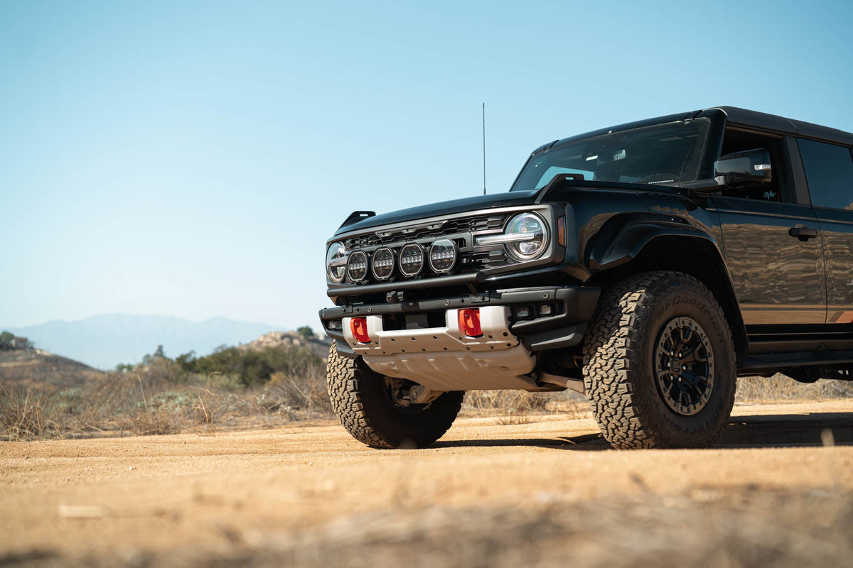 DV8 Offroad - 2021-2026 Ford Bronco Tube Push Bar - LBBR-10