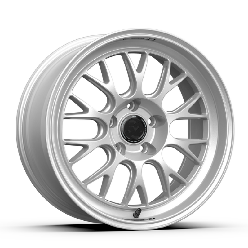 fifteen52 Holeshot RSR 18x9.5 5x120 22mm ET 72.56mm Center Bore Radiant Silver - RSHRS-89552+22