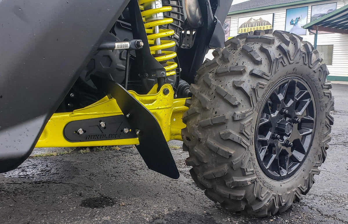 64" CanAm Maverick X3 FT. Rokblokz Trailing arm Mud Flaps