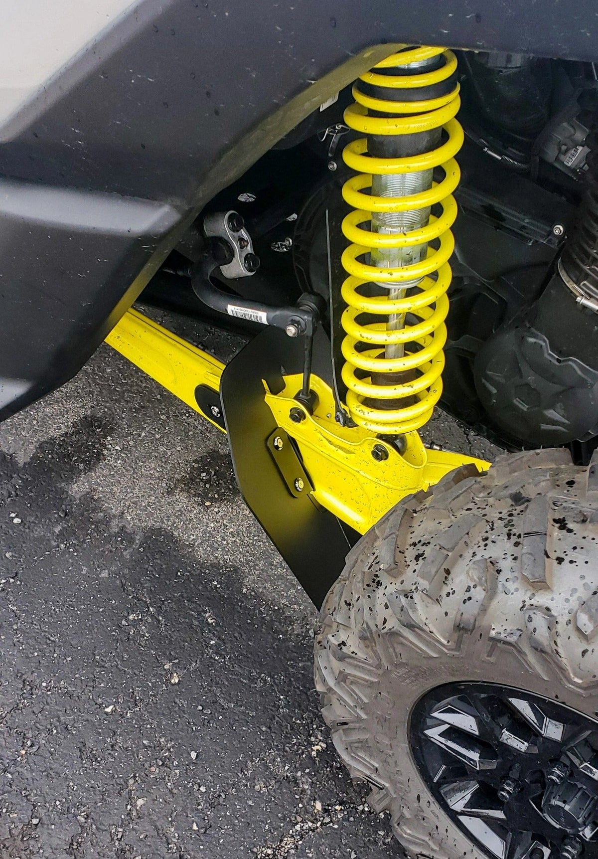 64" CanAm Maverick X3 FT. Rokblokz Trailing arm Mud Flaps
