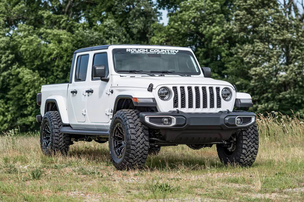 Rough Country - 2.5 Inch Leveling Kits - Springs - M1 - Jeep Gladiator JT 4WD (2020-2023) - 64840 for 2020-2023 Jeep Gladiato