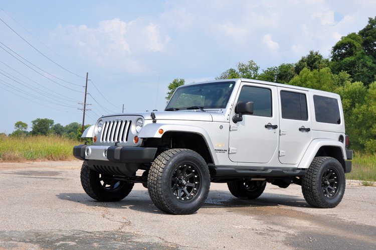 Rough Country - 3.25 Inch Lift Kit - V2 - Jeep Wrangler Unlimited 2WD/4WD (2007-2018) - 66970 for 2007-2017 Jeep Wrangler - c