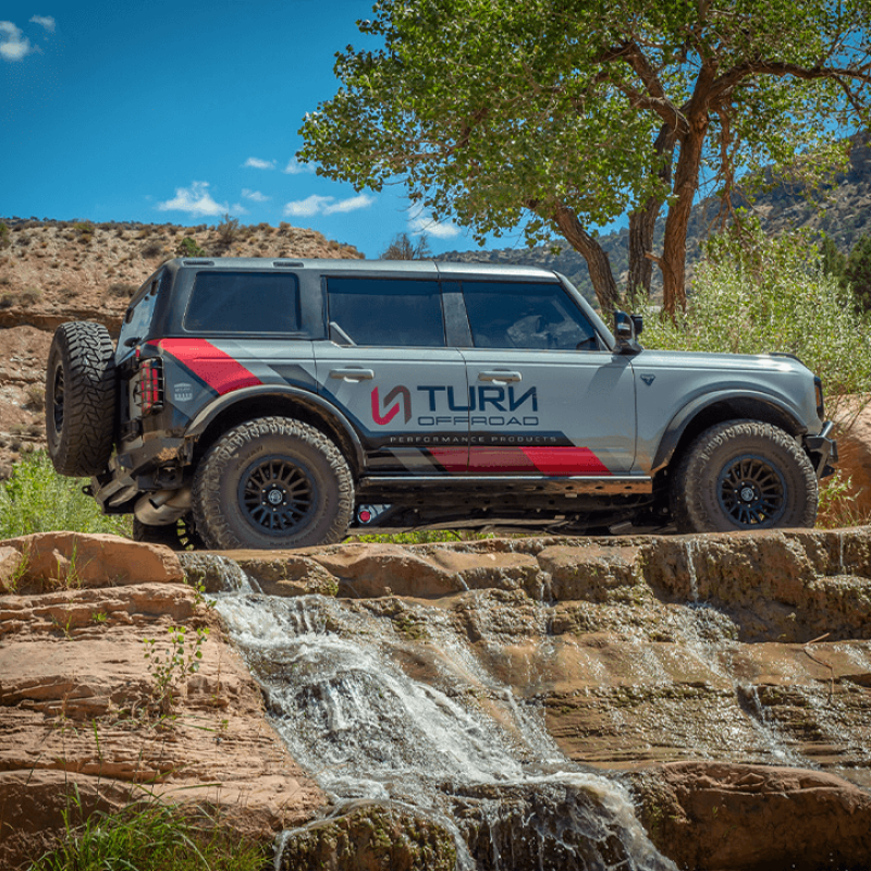 Turn Offroad 2021+ Ford Bronco Hard Top (4 Door) Black/Black Foam Headliner/Wiper & Defrost - HTBR-M4HL01WD