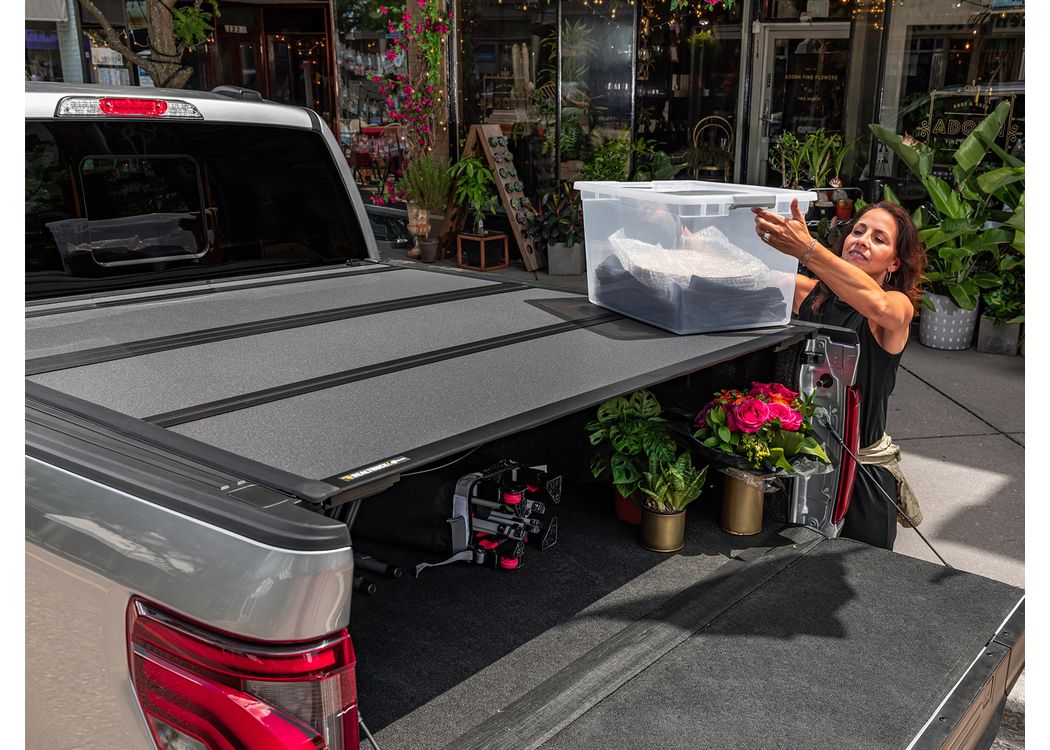 BAK 23-26 GMC/Chevrolet Canyon/Colorado 5ft 2in Bed BAKFlip MX4 EZ-Lift - 450146