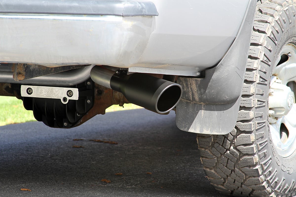 Flowmaster Flow FX Cat-Back Exhaust System 717946