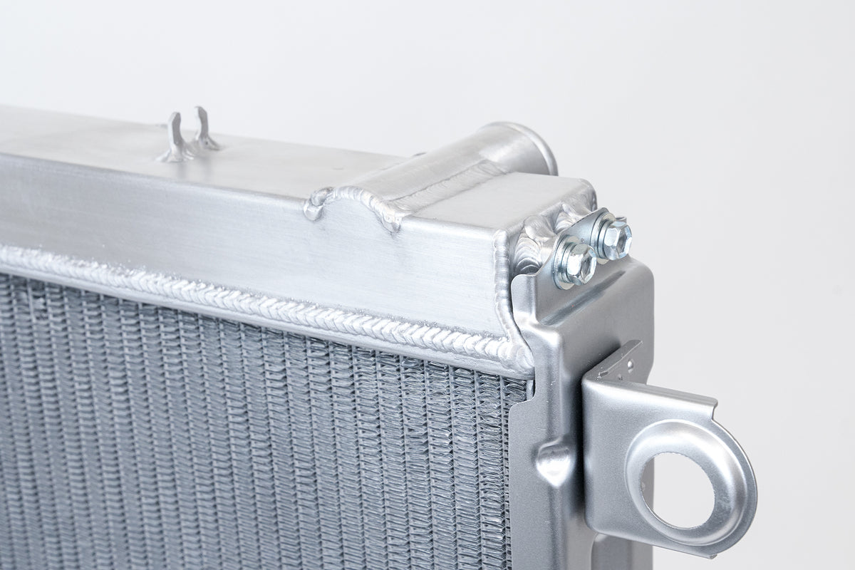 CSF 98-07 Toyota Land Cruiser / Lexus LX470 Heavy Duty All Aluminum Radiator - 7207