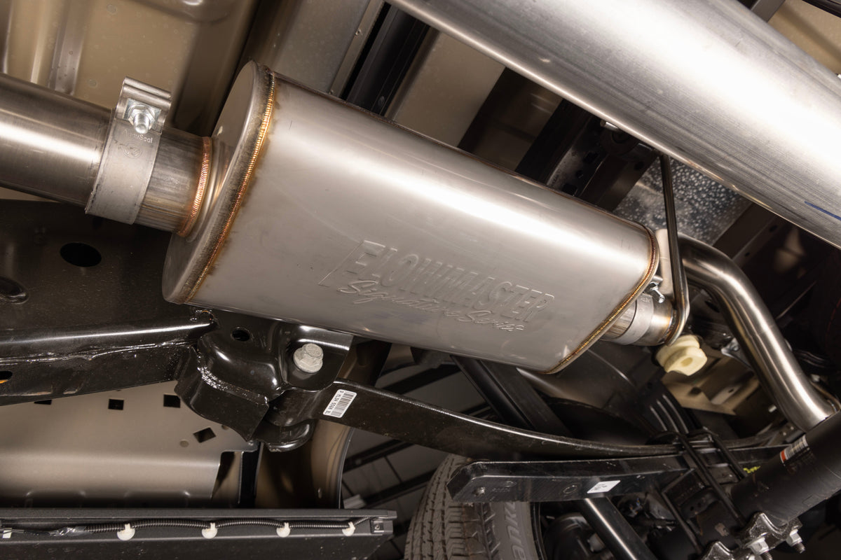 Flowmaster Signature Series Exhaust System 738115