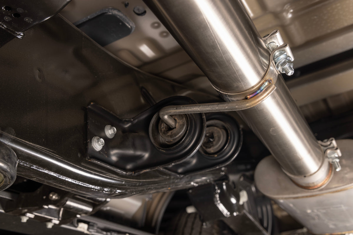 Flowmaster Signature Series Exhaust System 738115