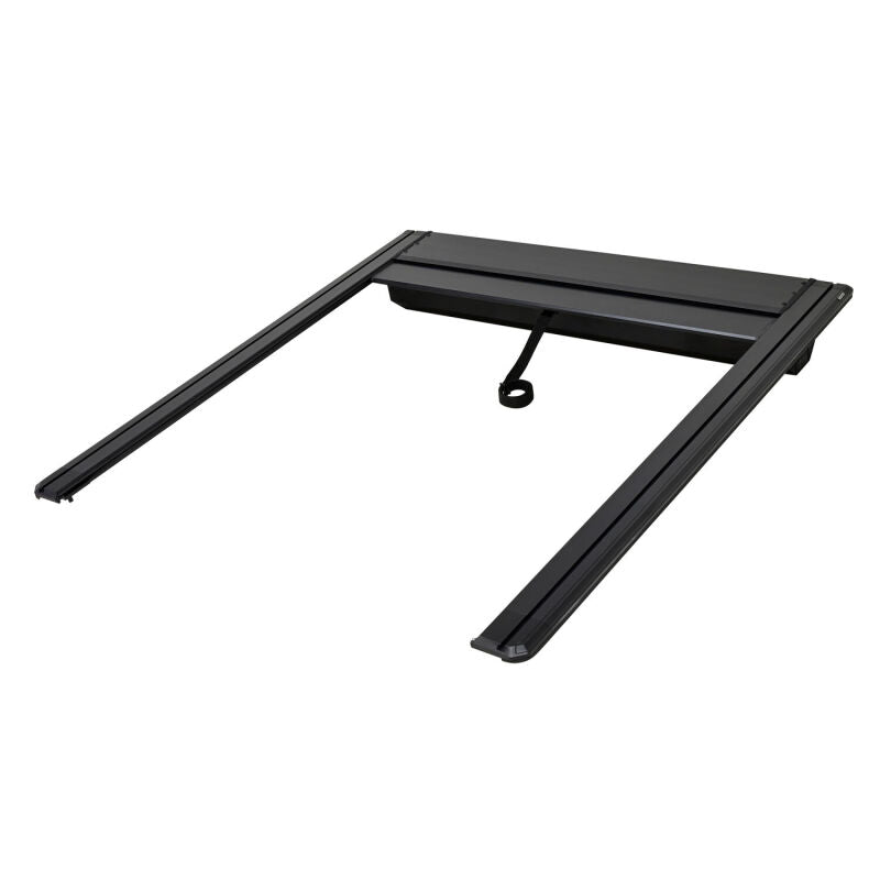 Westin 19-26 GM Silverado/Sierra 1500 5ft 8in Bed Manual Retractable Tonneau Cover - Black - 19-64745