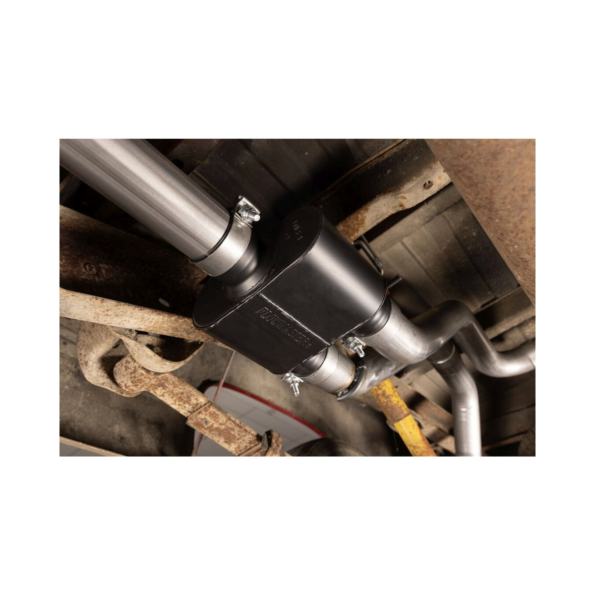Flowmaster Outlaw Cat-Back Exhaust System 818192