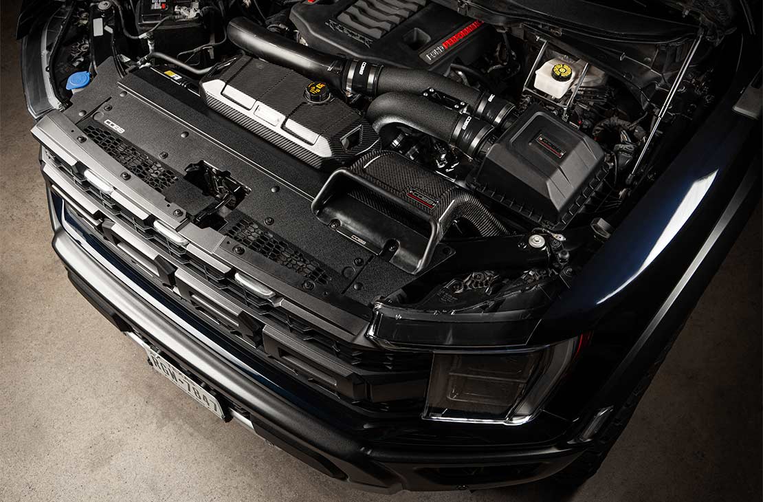 Cobb 21-22 Ford F-150 Raptor Stage 2 Power Package w/FMIC (w/ HCT Intake) - Black - FOR0100020BK