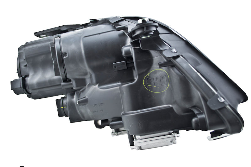 Hella 2006-2007 Mercedes-Benz ML320 Headlight Assembly - 263036351