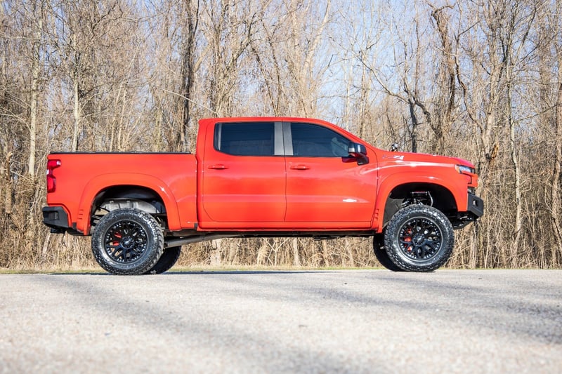 Rough Country 95 Series Wheel/One-Piece/Gloss Black/20x10/6x5.5/-18mm - 95201812 by Rough Country - package contents