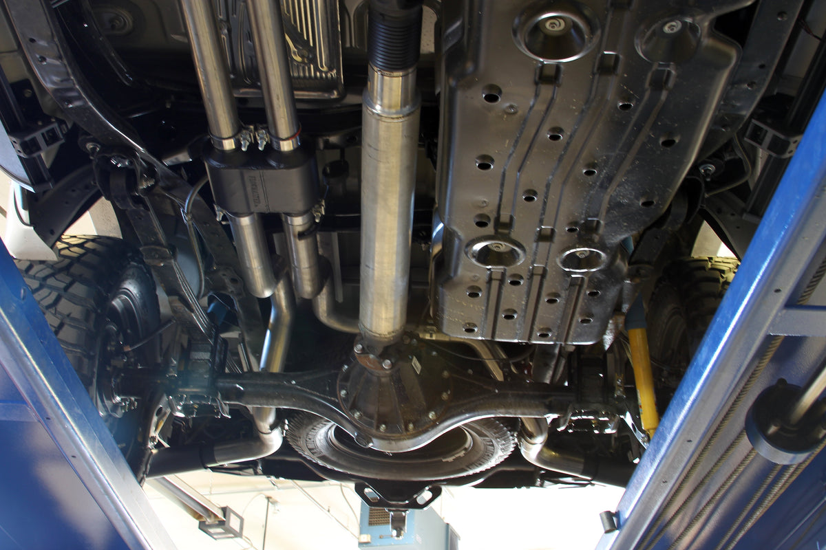 Flowmaster Outlaw Cat-Back Exhaust System 817692