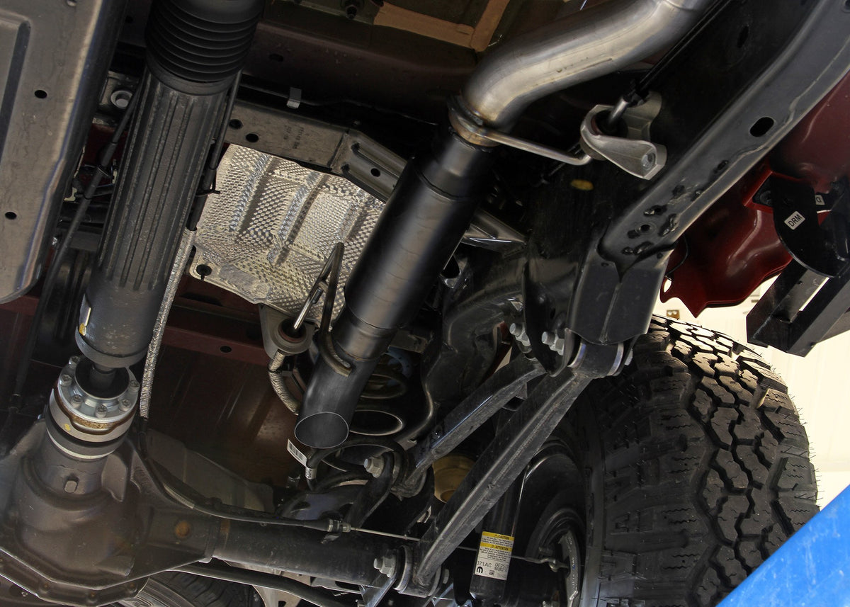 Flowmaster Outlaw Extreme Cat-Back Exhaust System 817958
