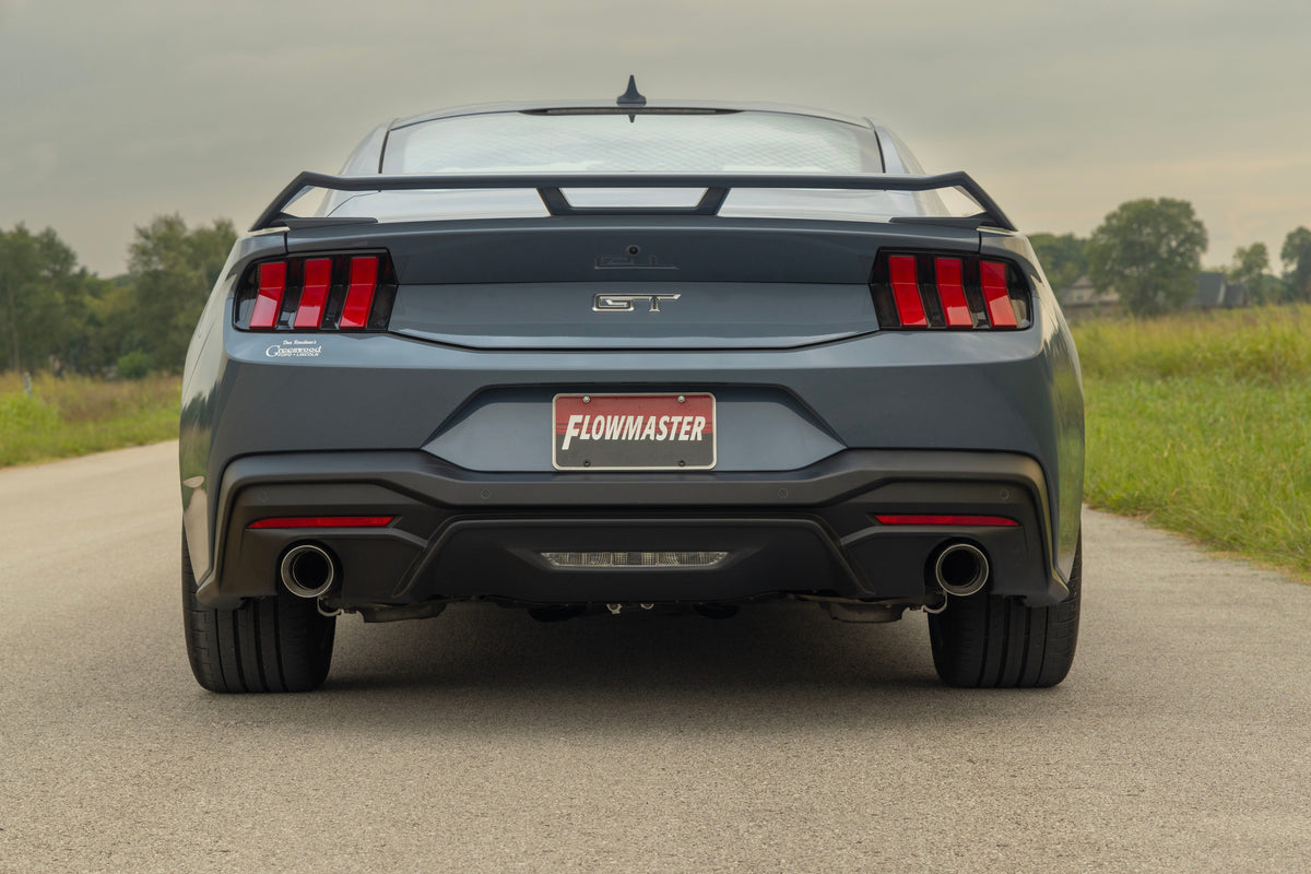 Flowmaster Outlaw Axle-Back Exhaust System 818163