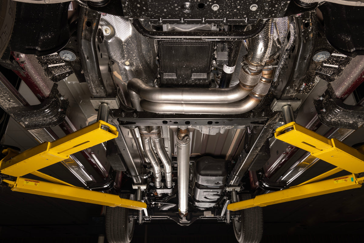 Flowmaster Outlaw Cat-Back Exhaust System 818197