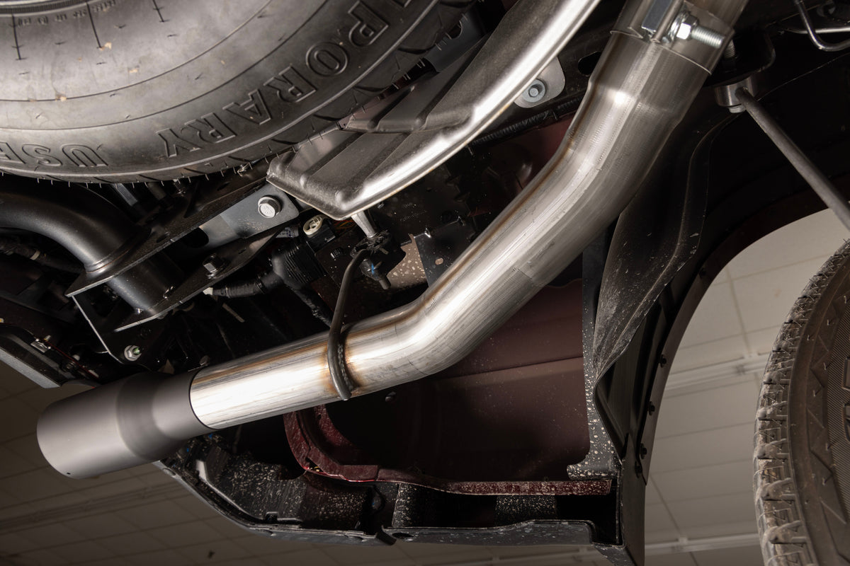 Flowmaster Outlaw Cat-Back Exhaust System 818197