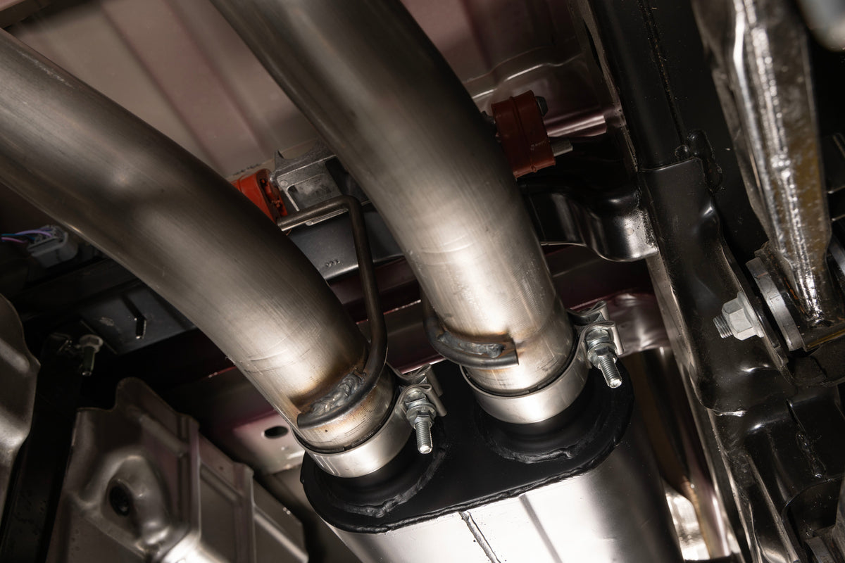 Flowmaster American Thunder Cat-Back Exhaust System 818199