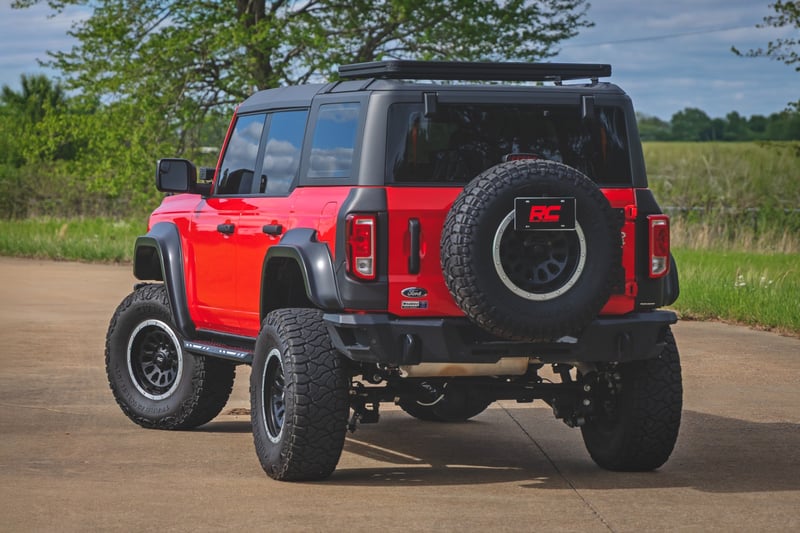 Rough Country - AC2 Running Boards - Amber/White - 4-Door - Ford Bronco (2021-2025) - 57004