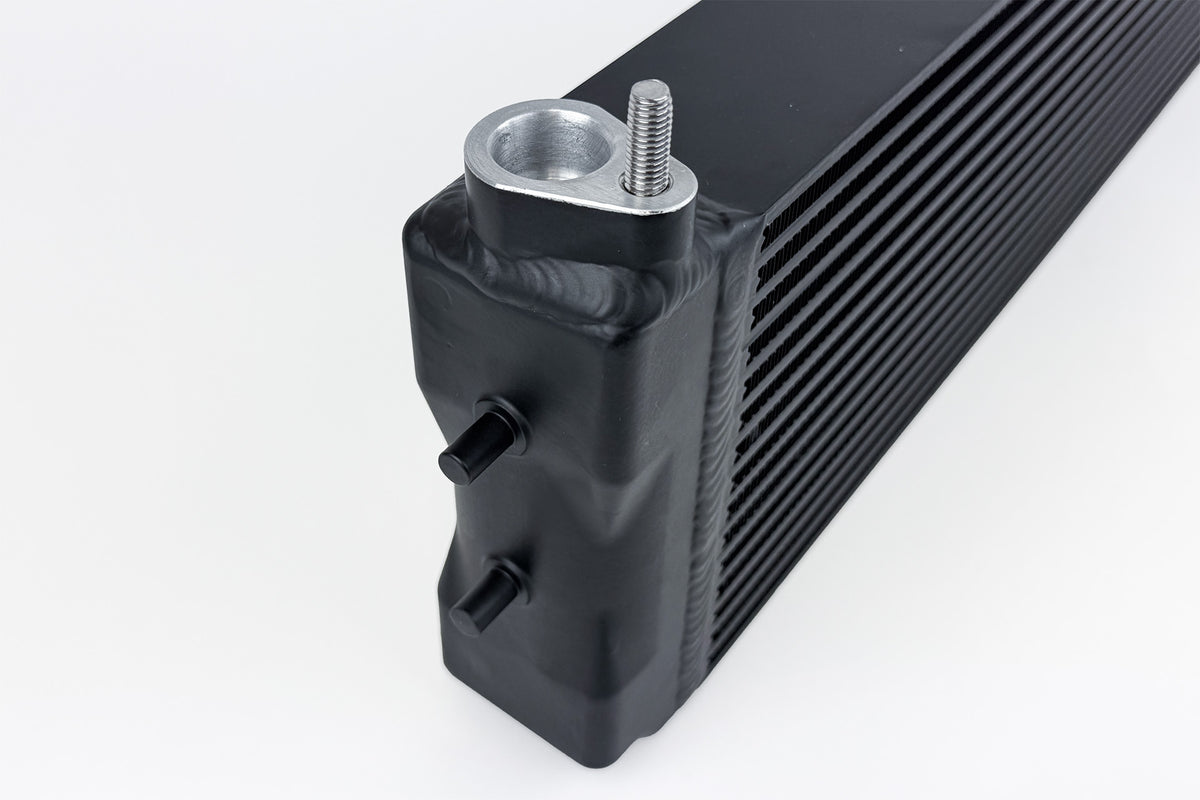 CSF F1X M5/M6 and F9X M5/M8 High-Performance Engine Oil Cooler - 8317