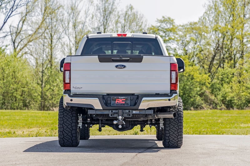 Rough Country 86 Series Wheel/One-Piece/Gloss Black/20x10/6x5.5/-18mm - 86201812 for 1992-2023 GMC Yukon - angle view