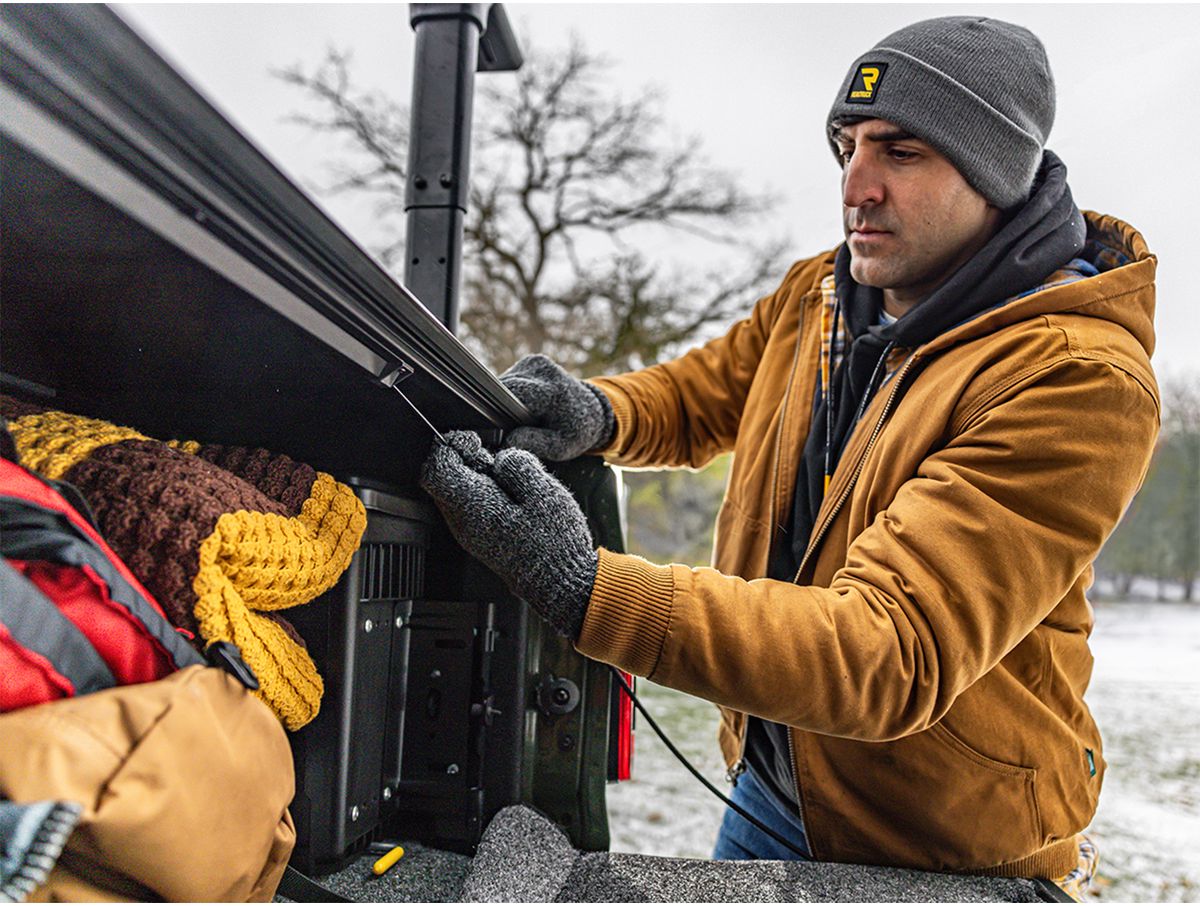 BAK 20-26 GM Silverado/Sierra 2500/3500 HD 8.2ft Bed BAKFlip MX4 TS - 449134TS