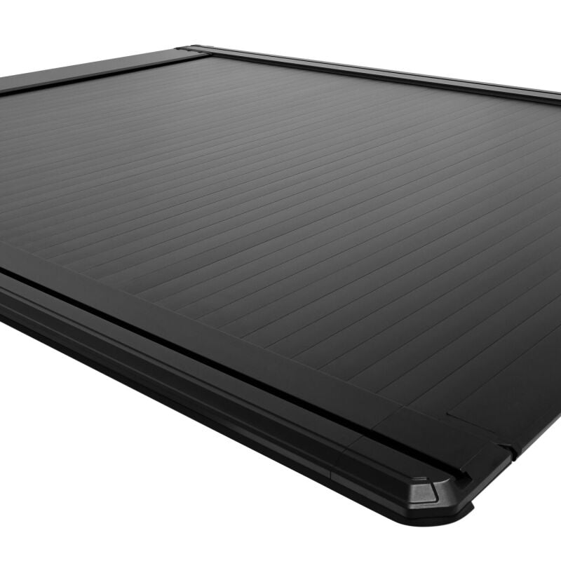 Westin 20-26 GM Silverado/Sierra 2500/3500 6.5ft Bed Electric Retractable Tonneau Cover - Black - 19-53995