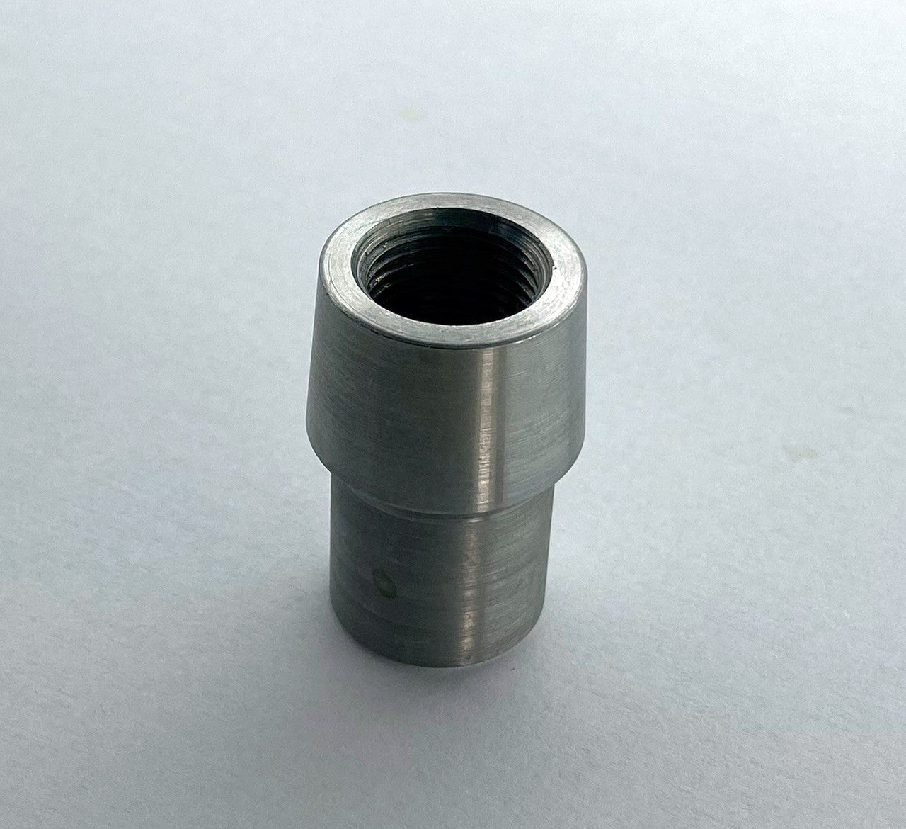 UPR - Tube End Adapter Weld Bung 5/8-18 Right Hand for 1" x .095" Tubing - 8700-009 by UPR Products - front view