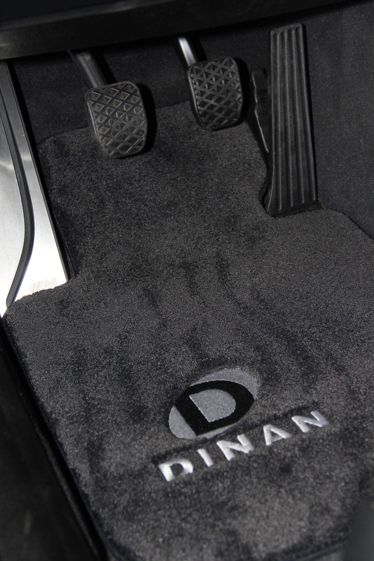 Dinan - Signature Floor Mats - 2014-2021 BMW 2-Series - D701-DNBW3013-4C-BLK