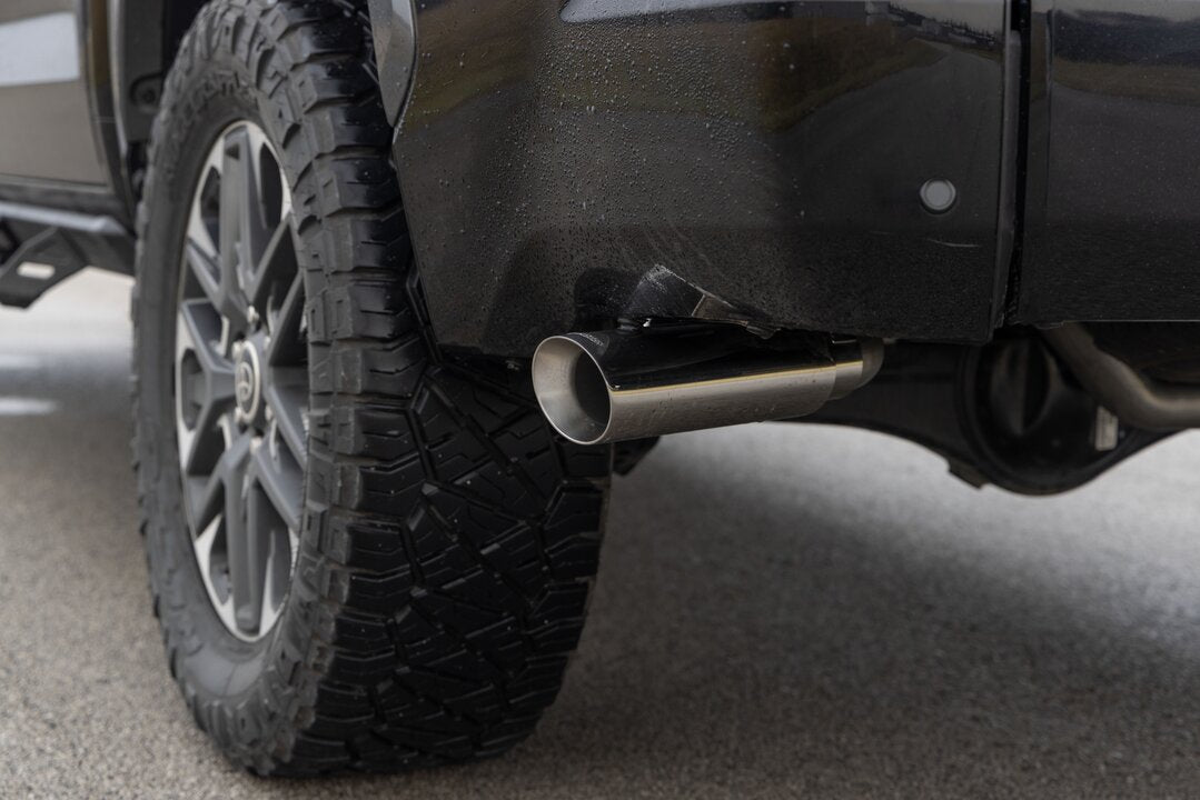 Flowmaster American Thunder Cat-Back Exhaust System 818140