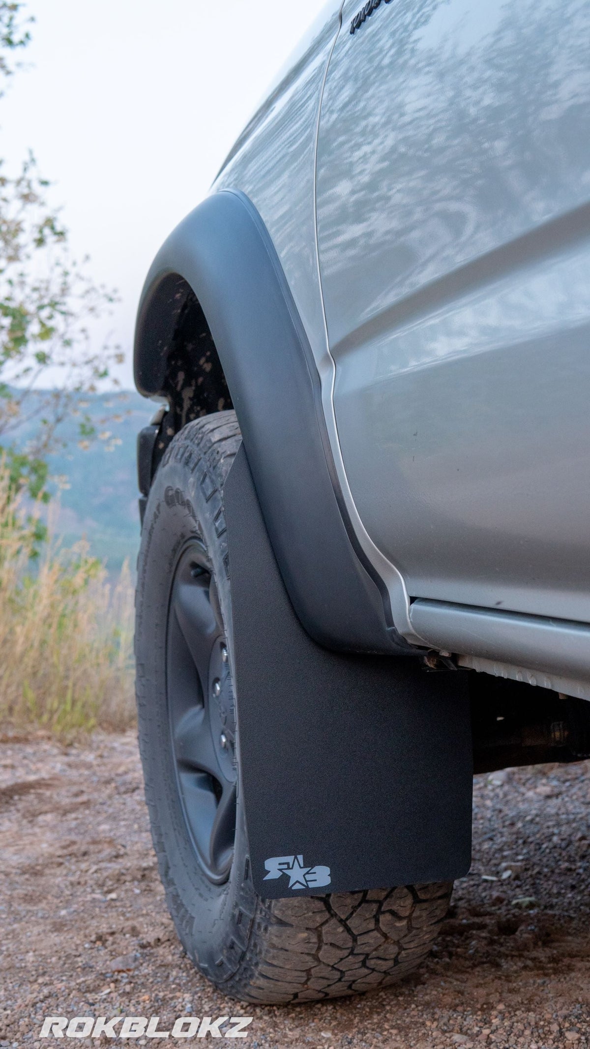 RokBlokz - Toyota Tacoma 4x4 2000-2004 (1st GEN) Mud Flaps