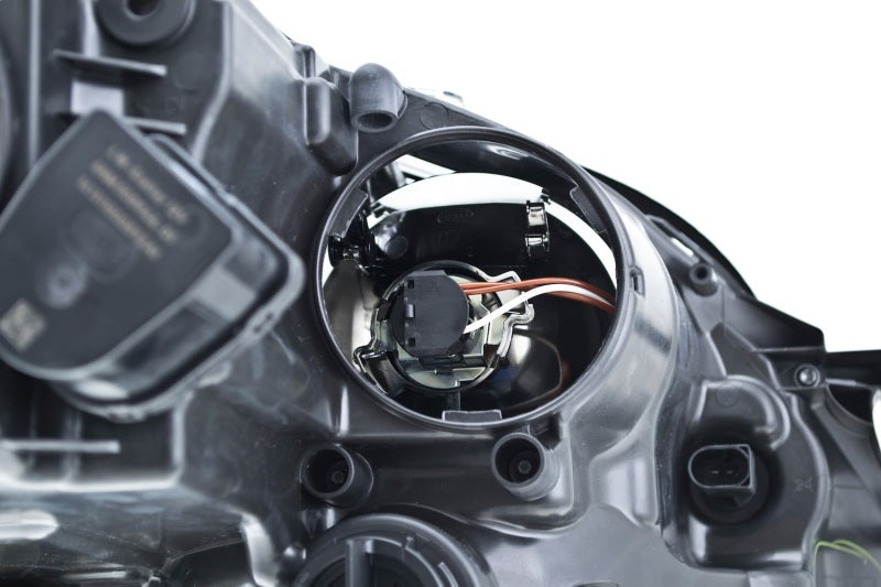 Hella 2007-2007 Mercedes-Benz GL320 Headlight Assembly - 263400451