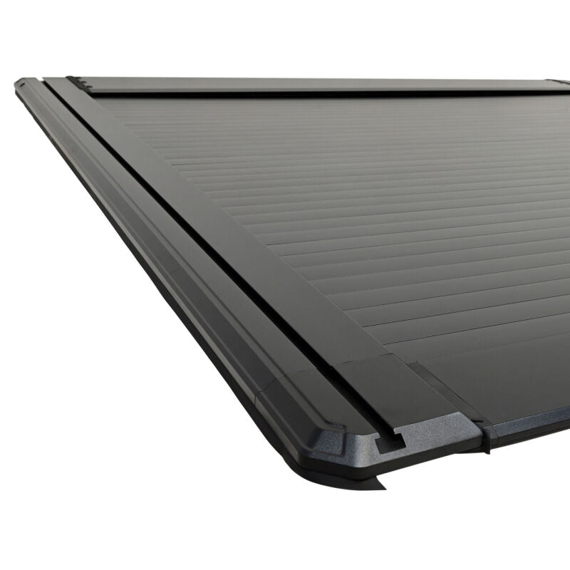 Westin 19-26 GM Silverado/Sierra 1500 5ft 8in Bed Manual Retractable Tonneau Cover - Black - 19-64745