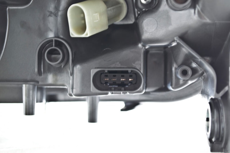 Hella 2006-2011 Mercedes-Benz ML320 Headlight Assembly - 263036561