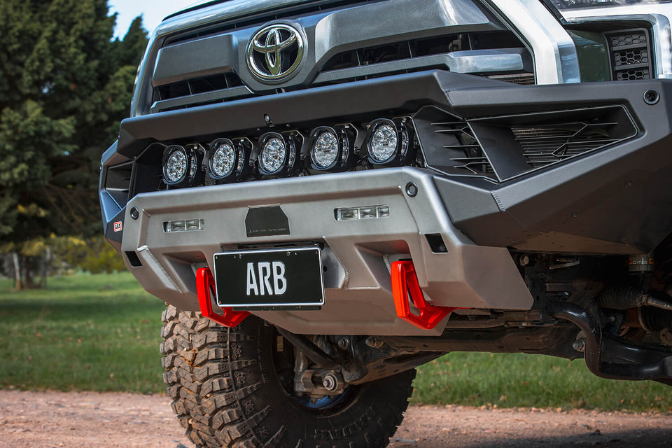ARB 22+ Toyota Tundra Zenith Front Bumper Bash Plate Kit - 6178433