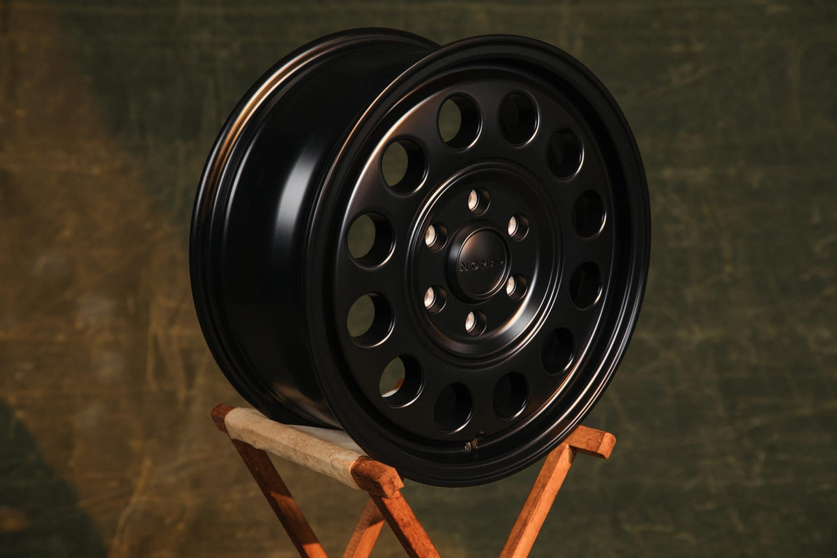 Nomad N501SB Convoy 18x8in / 5x130 BP / 25mm Offset / 71.6mm Bore