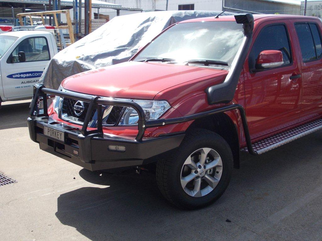 DOBINSONS BULL BAR CLASSIC BLACK FOR NISSAN NAVARA/FRONTIER D40 WITH SMOOTH OEM BUMPER - BU45-3526