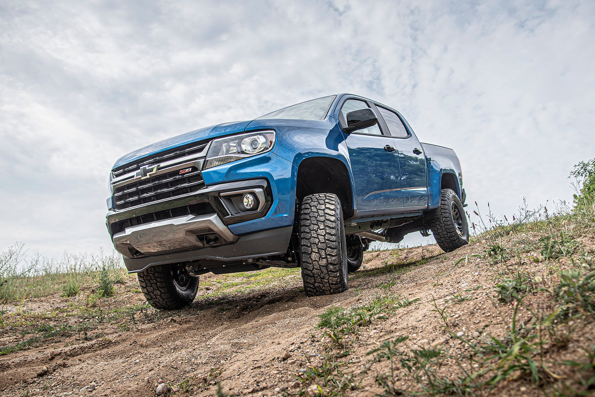 BDS Suspension 5.5 Inch Lift Kit | FOX 2.5 Coilover | Chevy Colorado or GMC Canyon (15-22) 4WD - 722F