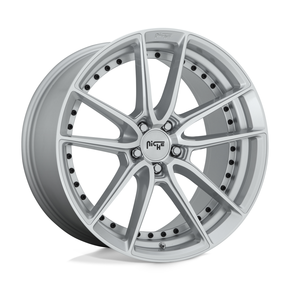Niche M221 Dfs 18X8 5X114.3 +40MM Gloss Silver Machined