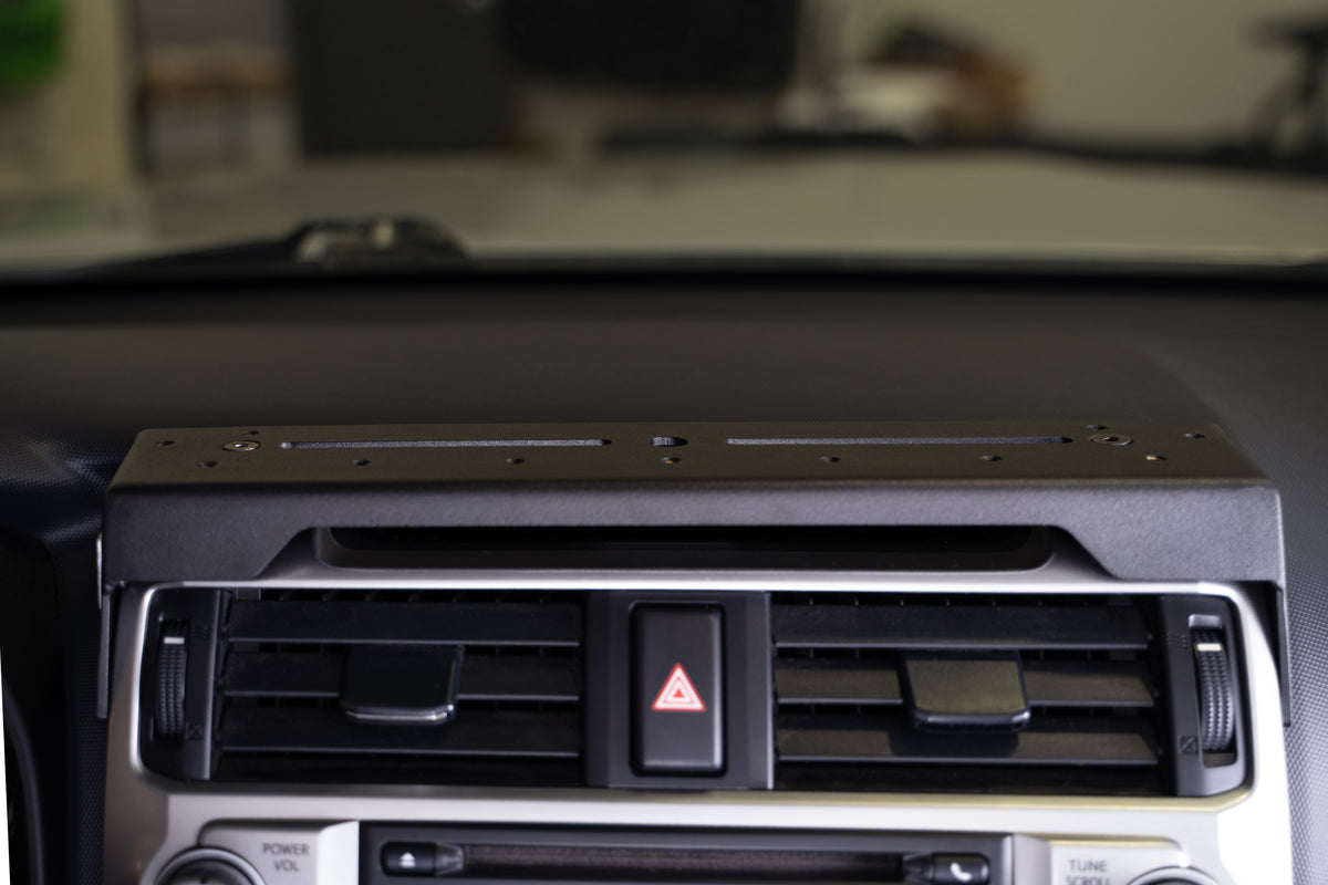 DV8 Offroad - Dash Mount - DMT3-01