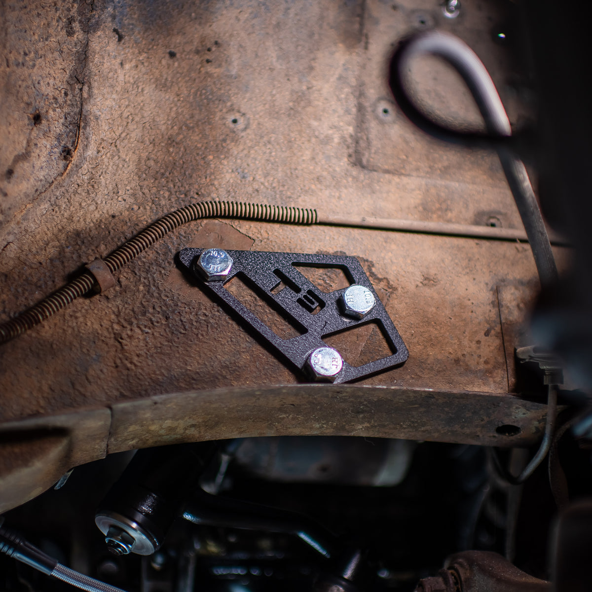 Idler Arm Braces for the Datsun 510